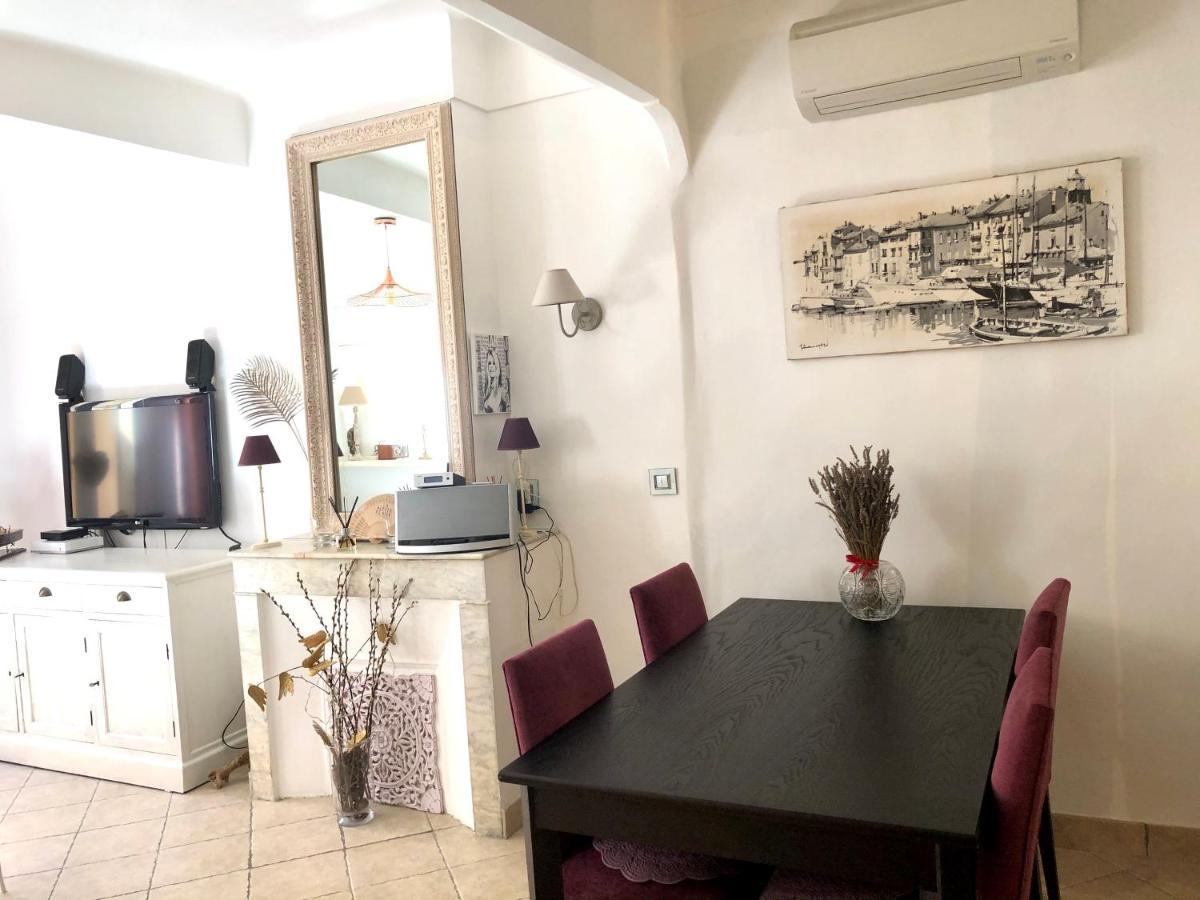 Appartement De Charme Au Coeur De Saint-Tropez Exterior foto