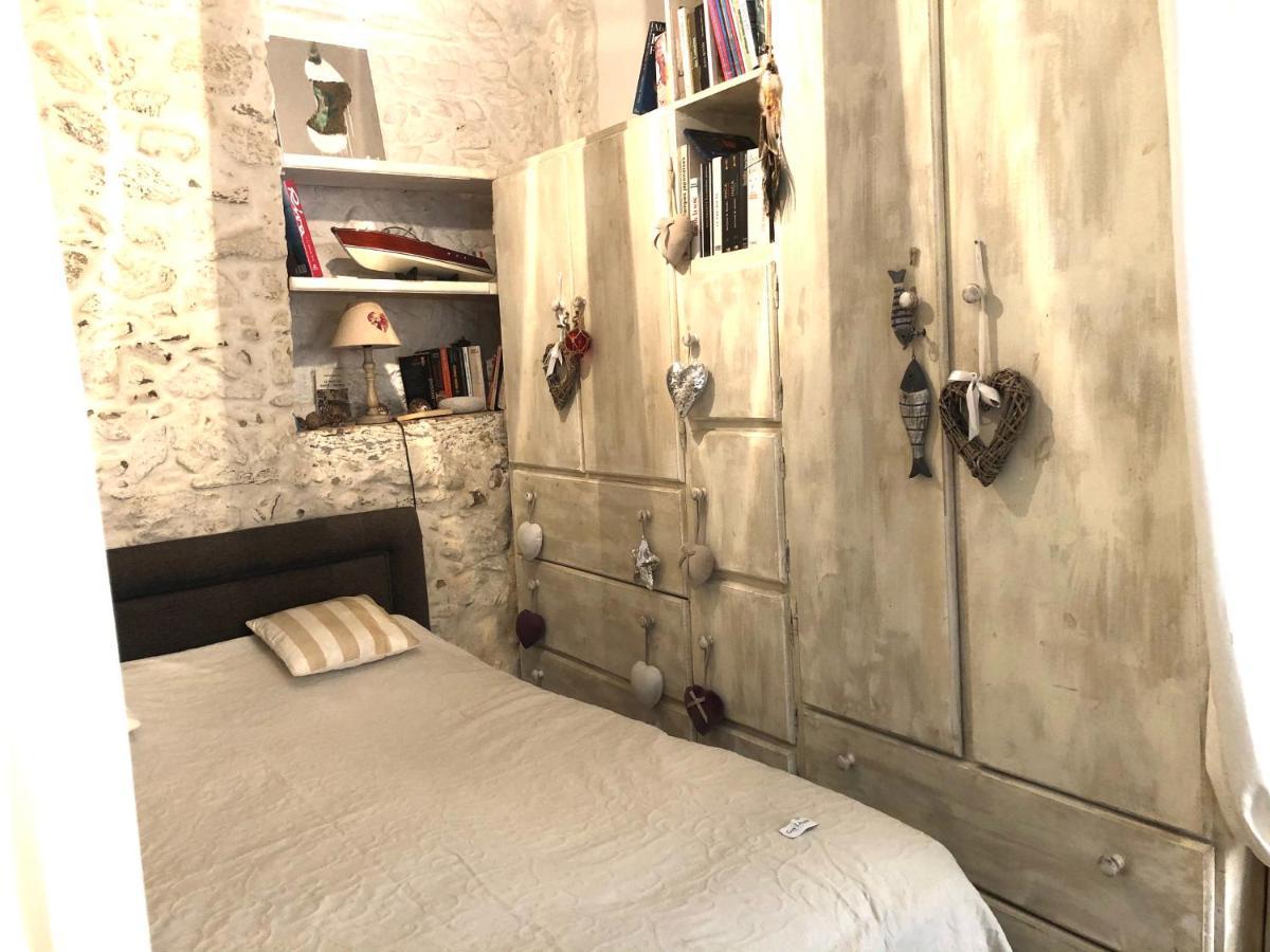 Appartement De Charme Au Coeur De Saint-Tropez Exterior foto