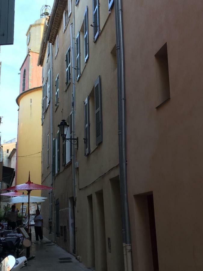 Appartement De Charme Au Coeur De Saint-Tropez Exterior foto